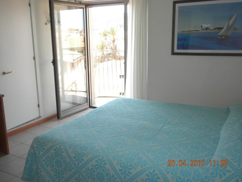 Hotel La Roccia Palau Chambre photo